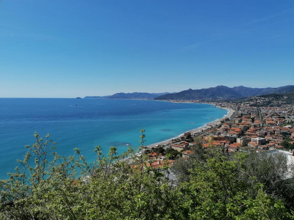Villa Ischia Attico Sul Mare A Verezzi Borgio Verezzi Eksteriør billede